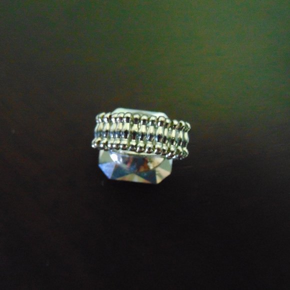 Costume Jewelry- Oversized faux CZ ring- smockey color - Picture 8 of 13